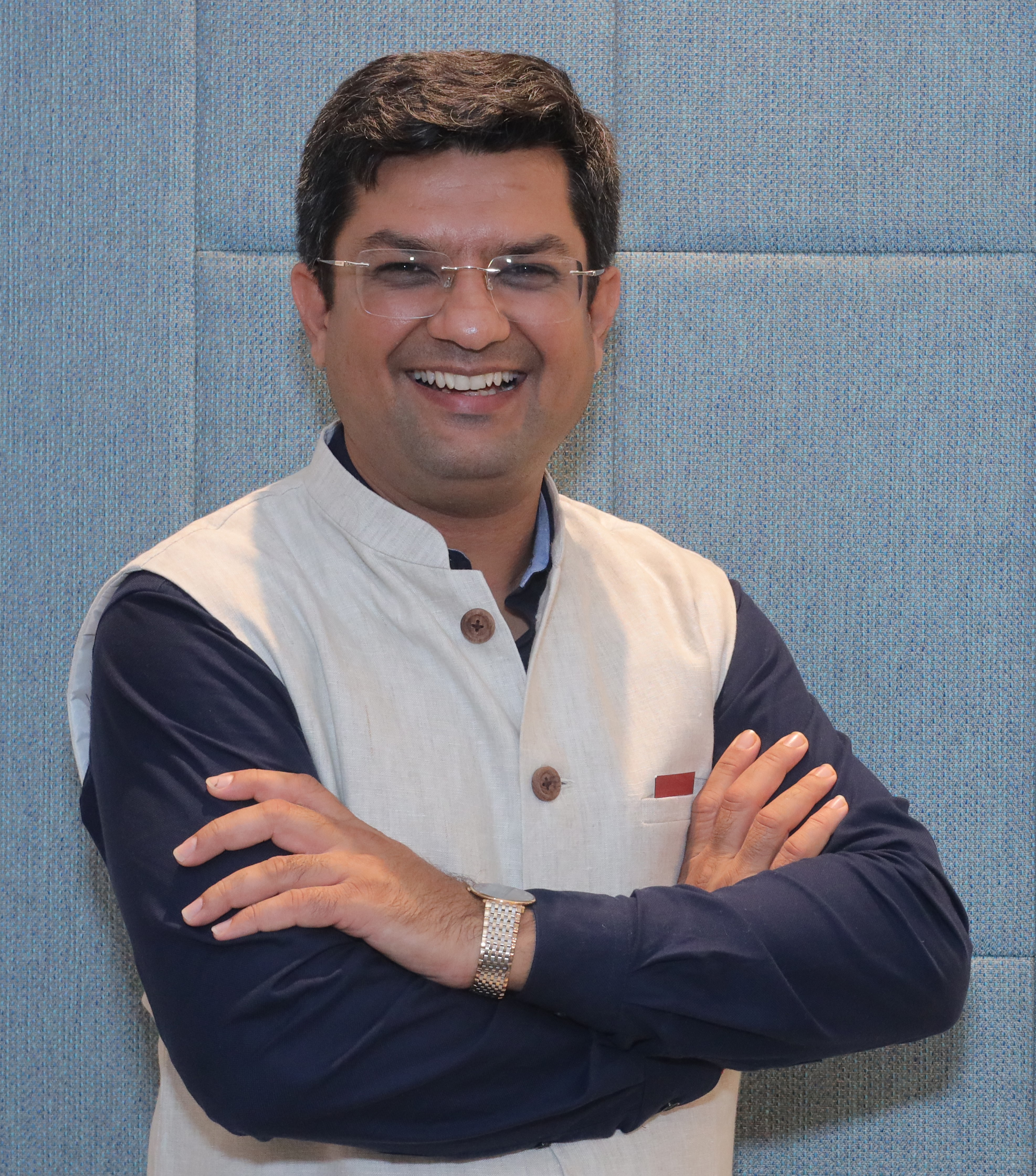 Mr Kartik Bhaskerray Mehta